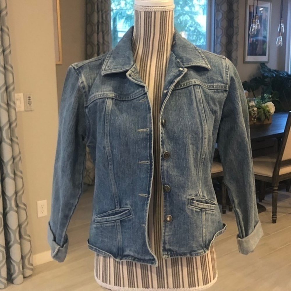 Women's Blue Jean Denim Jacket